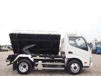 TOYOTA Toyoace 3 Way Dump TKG-XZU675D 2017 40,185km_7