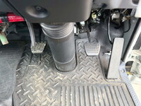 MAZDA Titan Truck (With 4 Steps Of Cranes) 2RG-LKR88R 2023 117,289km_33