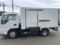 ISUZU Elf Refrigerator & Freezer Truck TPG-NHR85AN 2018 110,000km_3