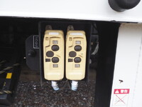 MITSUBISHI FUSO Canter Self Loader TKG-FEB90 2014 223,168km_21