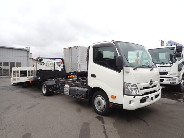 HINO Dutro Safety Loader 2RG-XZU720M 2023 16,000km_1