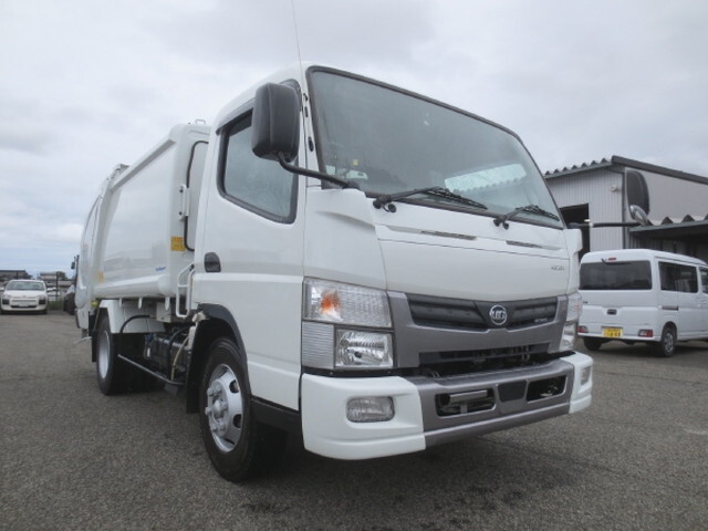UD TRUCKS Kazet Garbage Truck 2PG-FEB9Y 2021 124,988km_1