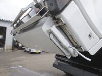 UD TRUCKS Kazet Garbage Truck 2PG-FEB9Y 2021 124,988km_15