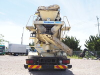 HINO Ranger Mixer Truck LKG-FJ7JDAA 2015 150,487km_4