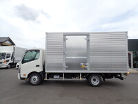 HINO Dutro Aluminum Van 2KG-XZU710M 2025 800km_7