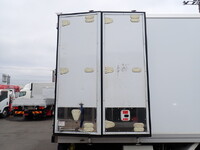 ISUZU Forward Refrigerator & Freezer Truck 2PG-FRR90S2 2020 278,200km_16