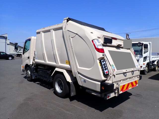 Dutro Garbage Truck_2