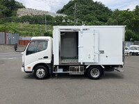 HINO Dutro Refrigerator & Freezer Truck TKG-XZC605M 2019 170,753km_5