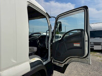 ISUZU Forward Aluminum Wing TKG-FRR90T2 2015 639,528km_17