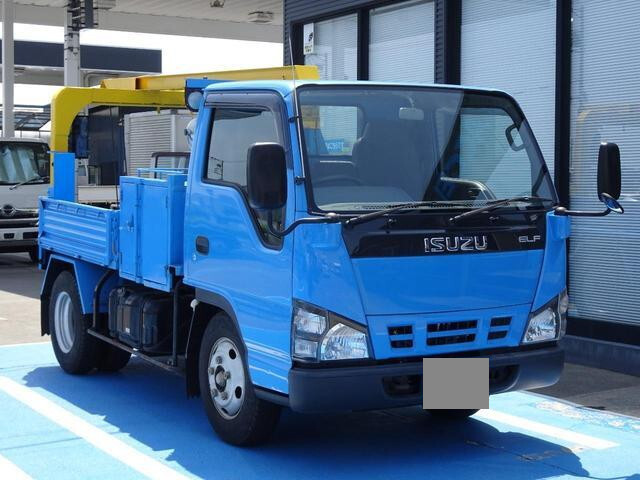 ISUZU Elf Wrecker Truck PB-NKR81AN 2006 5,000km