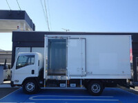 ISUZU Elf Reefer Van TPG-NPR85YN 2015 137,000km_4