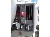 ISUZU Elf Panel Van TPG-NMS85AN 2019 256,000km_25