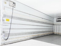 ISUZU Forward Refrigerator & Freezer Truck 2PG-FRR90T2 2018 589,000km_15