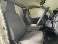 TOYOTA Hiace Box Van CBF-TRH200V 2019 47,648km_29