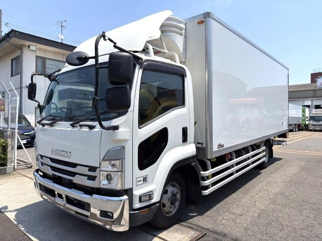 Forward Refrigerator & Freezer Truck_1