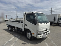 HINO Dutro Flat Body 2RG-XZU655M 2022 83,331km_3