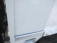 ISUZU Elf Truck with Accordion Door 2RG-NHR88AN 2022 42,939km_17