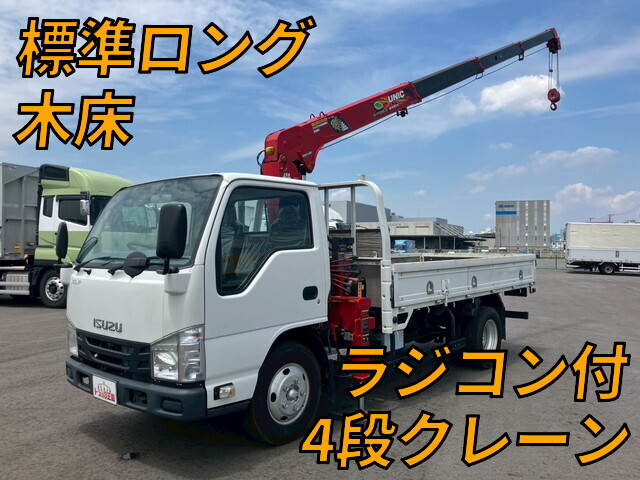 Elf Truck (With 4 Steps Of Cranes)_1
