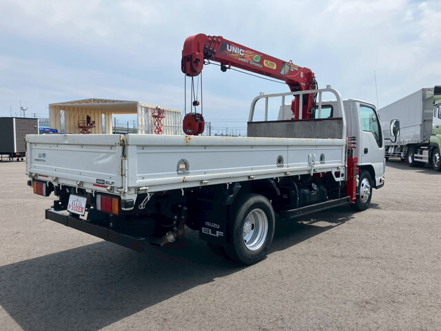 Elf Truck (With 4 Steps Of Cranes)_2