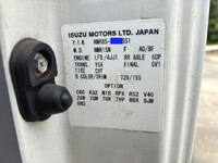 ISUZU Elf Garbage Truck TPG-NMR85N 2015 84,675km_39