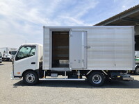 HINO Dutro Aluminum Van 2RG-XZU712M 2022 68,986km_6