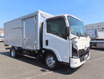 Condor Aluminum Van