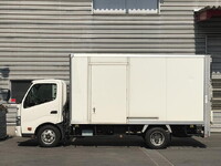 TOYOTA Dyna Panel Van TPG-XZU712 2018 193,000km_3