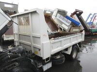 ISUZU Elf Dump TKG-NKR85AN 2013 125,698km_18