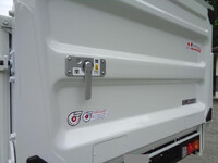 MITSUBISHI FUSO Canter Double Cab 2RG-FBA20 2025 393km_17