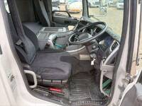 UD TRUCKS Quon Trailer Head QPG-GK5XAB 2016 586,000km_20