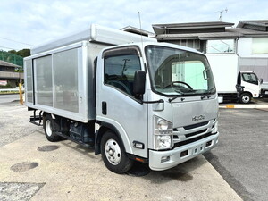 ISUZU Elf Bottle Van TRG-NPR85AN 2017 182,464km_1