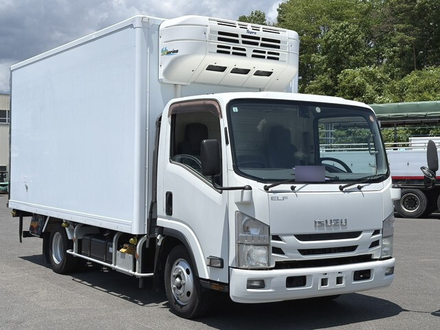 Elf Refrigerator & Freezer Truck_1