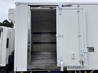 ISUZU Elf Refrigerator & Freezer Truck 2RG-NPR88YN 2019 145,878km_10