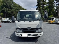 HINO Dutro Garbage Truck TPG-XZU600X 2017 86,184km_4