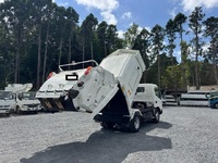 HINO Dutro Garbage Truck TPG-XZU600X 2017 86,184km_9