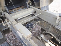 UD TRUCKS Quon Dump QKG-CW5XL 2013 366,413km_16