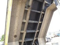 UD TRUCKS Quon Dump QKG-CW5XL 2013 366,413km_9