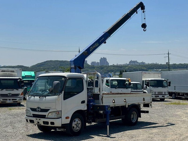 HINO Dutro Truck (With 4 Steps Of Cranes) TKG-XZU650M 2014 92,430km