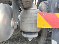 UD TRUCKS Quon Trailer Head QPG-GK5XAD 2018 590,000km_22