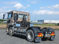 UD TRUCKS Quon Trailer Head QPG-GK5XAD 2018 590,000km_2