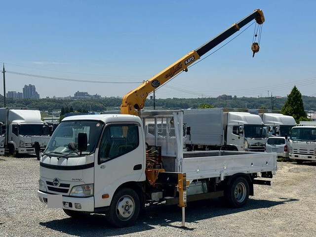 HINO Dutro Truck (With 3 Steps Of Cranes) BKG-XZU344M 2010 95,374km