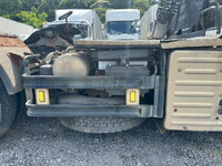 ISUZU Giga Trailer Head QKG-EXD52AD 2012 542,000km_16