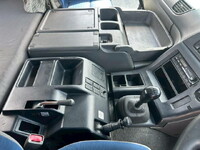 ISUZU Giga Trailer Head QKG-EXD52AD 2012 542,000km_23