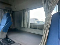 ISUZU Giga Trailer Head QKG-EXD52AD 2012 542,000km_32