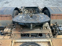ISUZU Giga Trailer Head QKG-EXD52AD 2012 542,000km_9