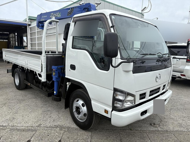 MAZDA Titan Truck (With 3 Steps Of Cranes) PA-LPR81R 2006 77,000km