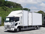 Forward Aluminum Van