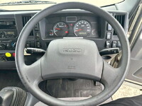 ISUZU Elf Aluminum Van TRG-NLR85AN 2015 263,000km_19