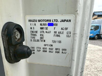 ISUZU Elf Aluminum Van TRG-NLR85AN 2015 263,000km_31