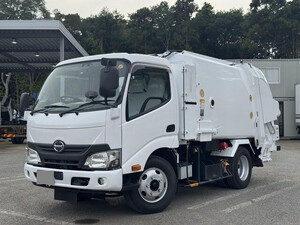 HINO Dutro Garbage Truck TPG-XZU600X 2017 66,921km_1
